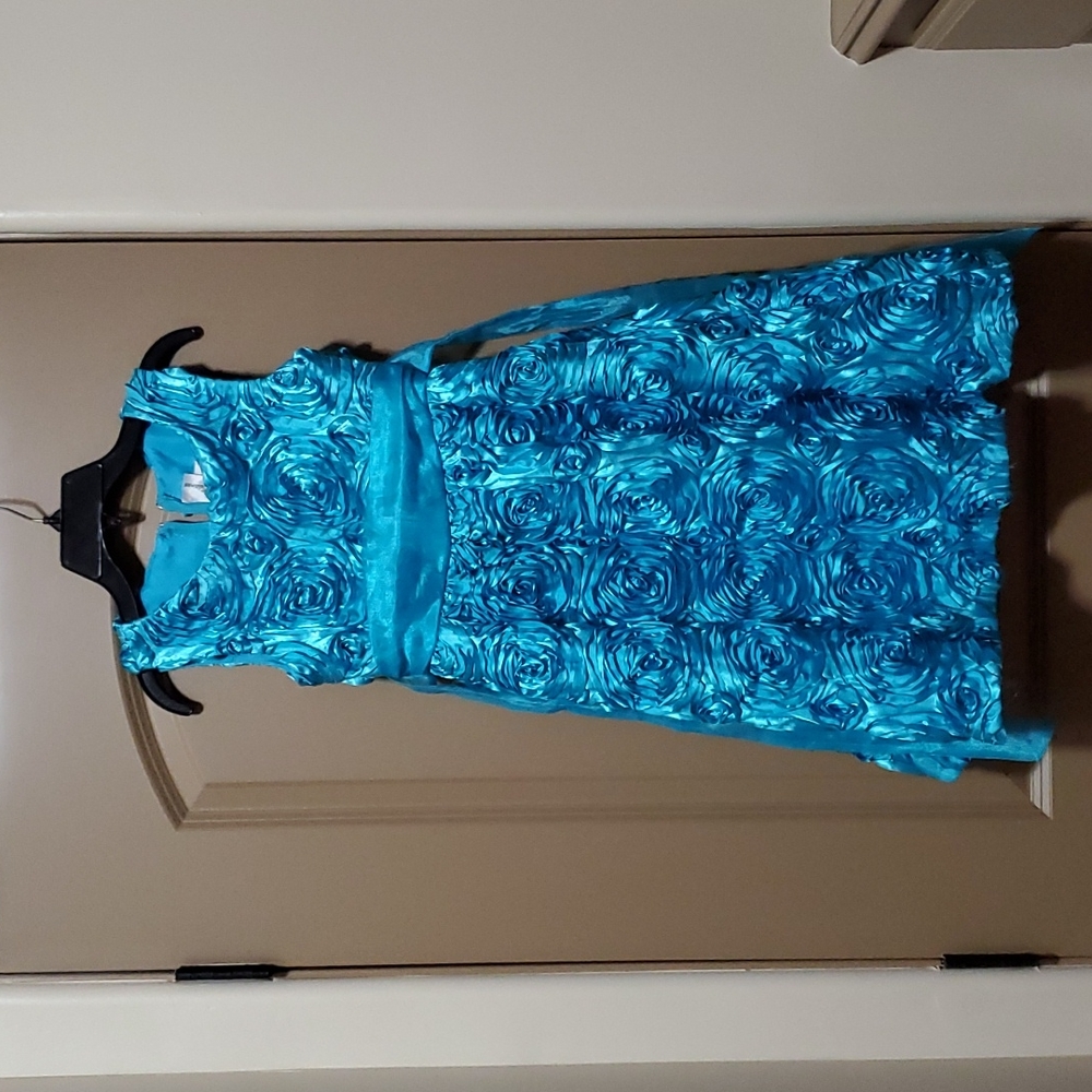 Grils formal dress